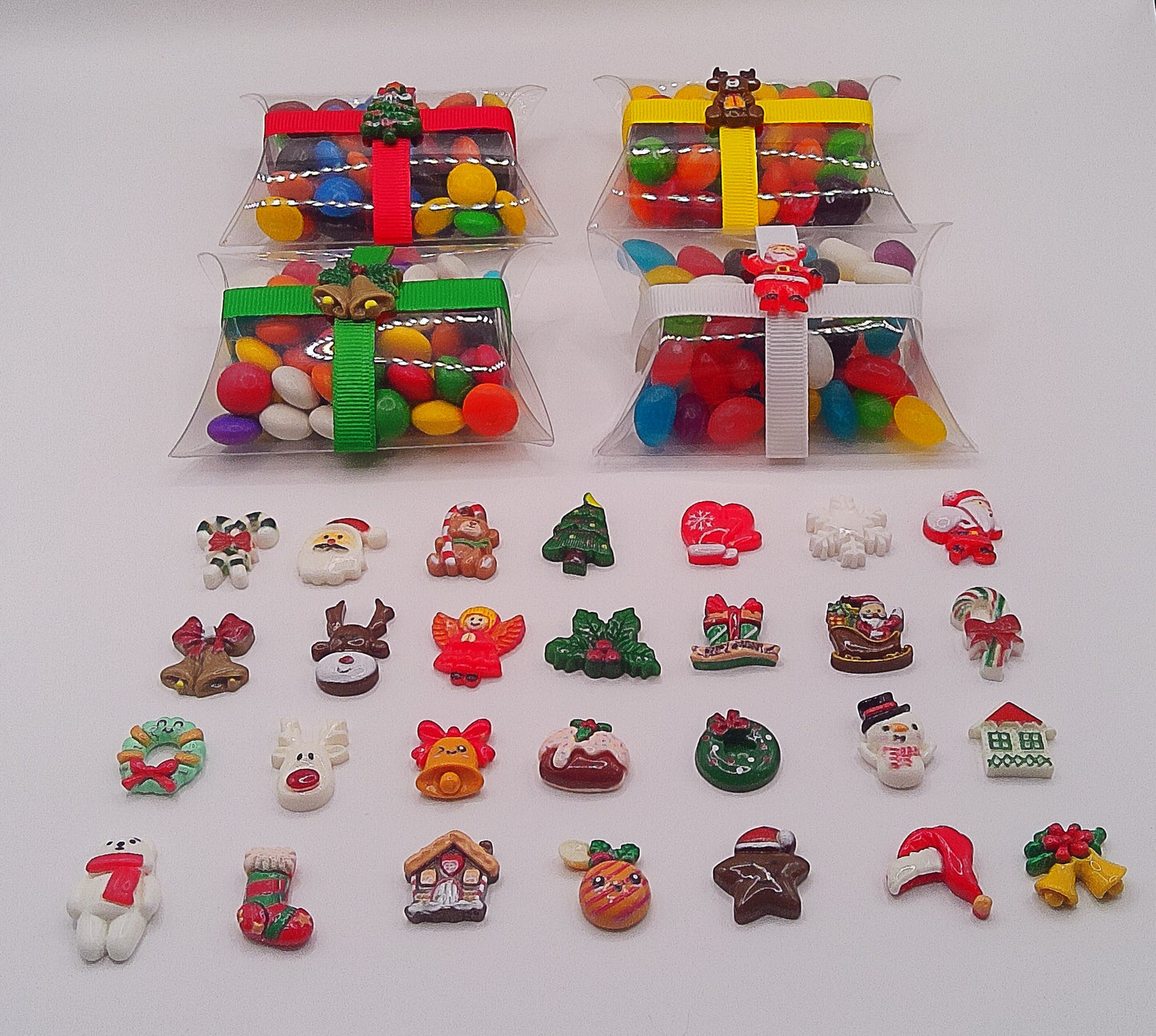 Christmas charms with clear pillow shaped box filled with lollies