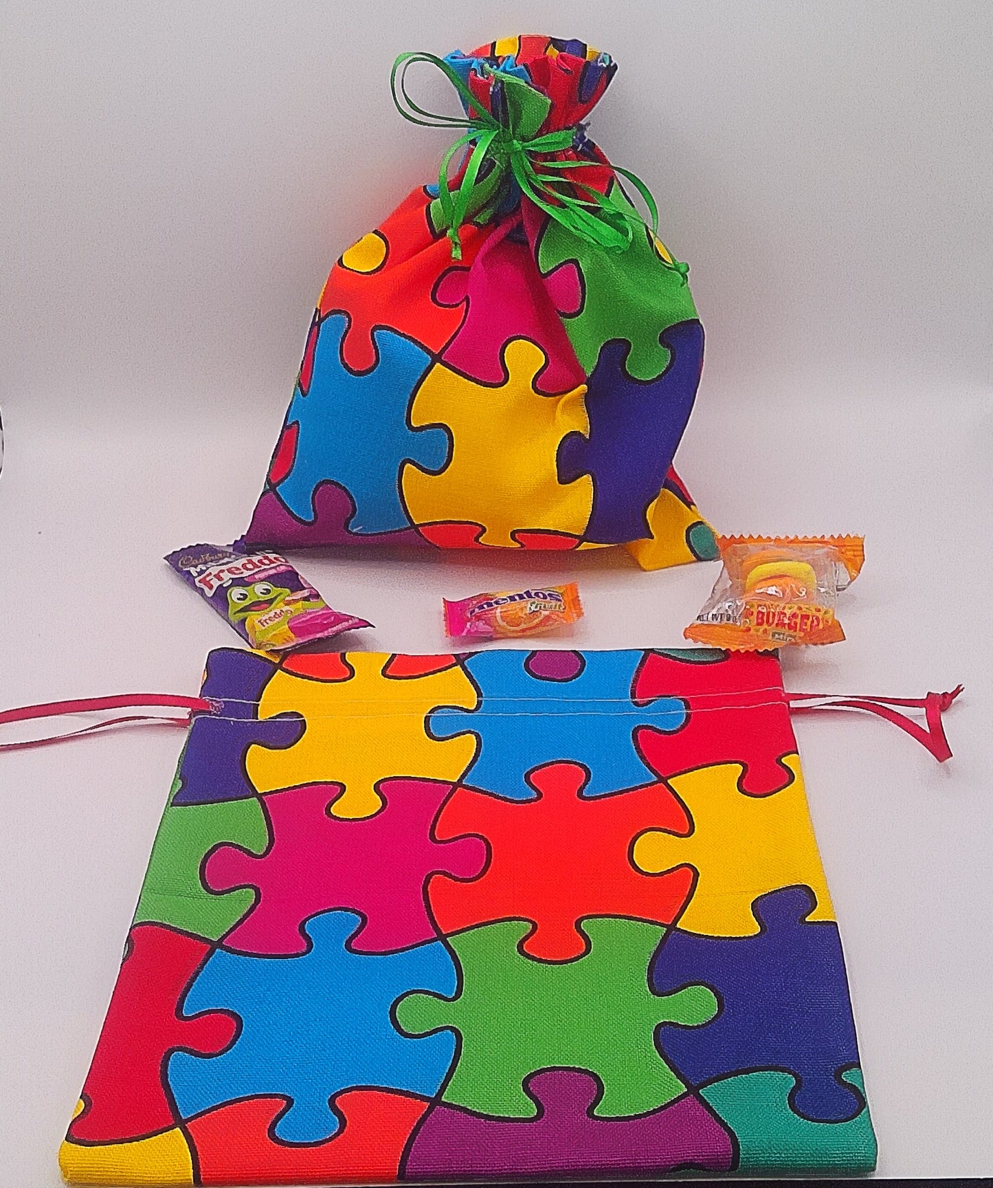 Jigsaw material drawstring party favour bags