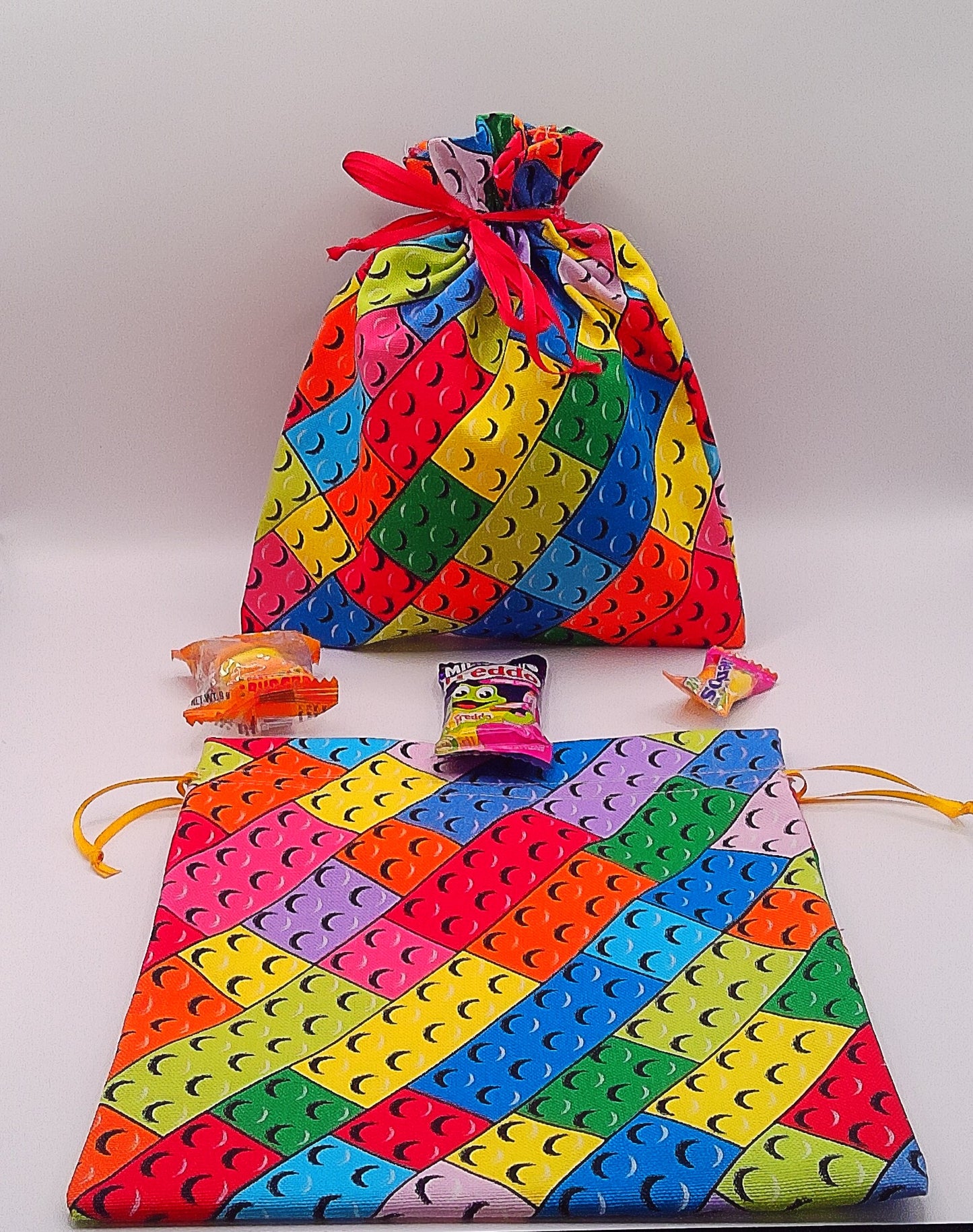 Building Blocks material drawstring party favour bags