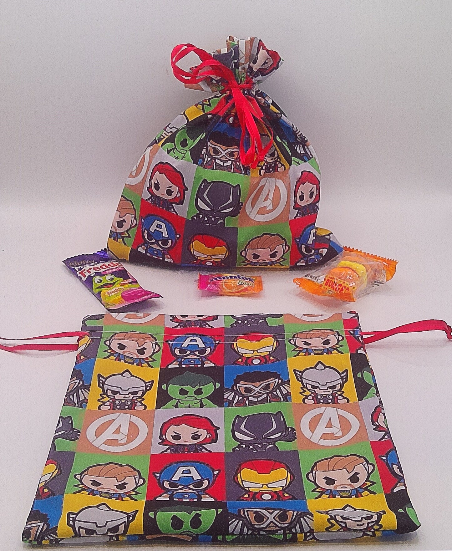 Superhero material drawstring party favour bags